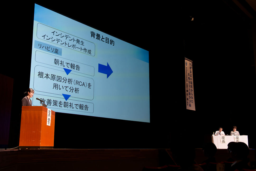 立位撮影が可能なCT （Canonブースにて）